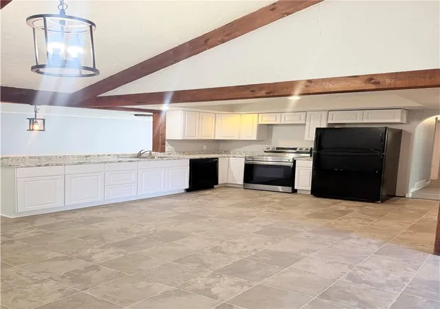 Photo 2 of Single family home for sale at 6 Forest Ave, Rochester, NY 14622 | MLS# R1697424 | Listing updated on 2026-08-29