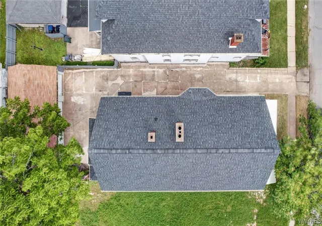 Photo 4 of Multi family home for sale at 220 E Delavan Ave, Buffalo, NY 14208 | MLS# B1697115 | Listing updated on 2026-09-07