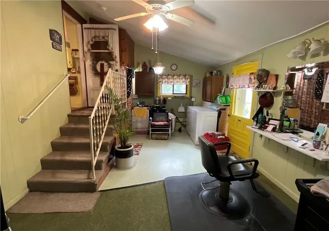 Photo 3 of Sale Pending at 277 N Main St, Albion, NY 14411 | MLS# R1697101 | Listing updated on 2026-08-11