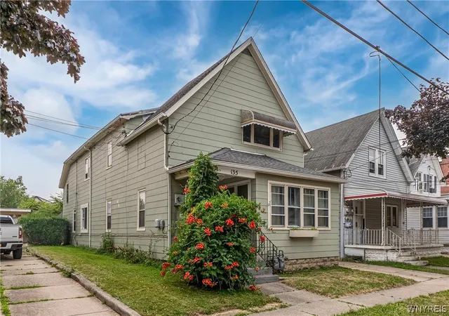 Photo 1 of Sale Pending at 135 Schiller St, Buffalo, NY 14206 | MLS# B1696383 | Listing updated on 2026-08-21