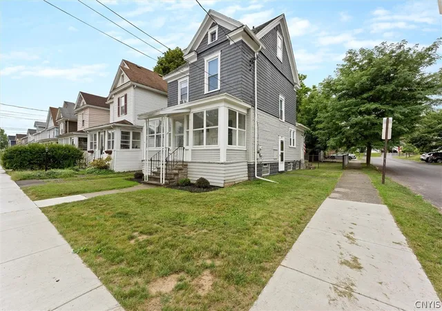 Photo 3 of Sale Pending at 249 Mildred Ave, Syracuse, NY 13206 | MLS# S1696976 | Listing updated on 2026-08-29