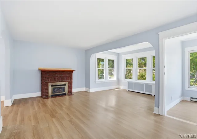 Photo 3 of Single family home for sale at 44 Arlington Rd, Buffalo, NY 14221 | MLS# B1697512 | Listing updated on 2026-09-10