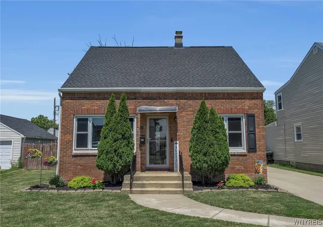 Photo 3 of Sale Pending at 68 Clark St, Town Of Tonawanda, NY 14223 | MLS# B1696885 | Listing updated on 2026-09-14