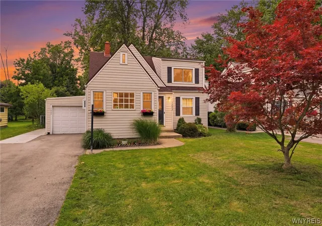 Photo 1 of Sale Pending at 1472 Wehrle Dr, Buffalo, NY 14221 | MLS# B1698107 | Listing updated on 2026-08-04