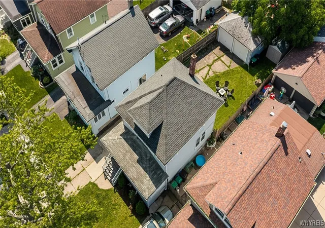 Photo 3 of Sale Pending at 332 Wabash Ave, Kenmore, NY 14217 | MLS# B1697999 | Listing updated on 2026-08-28