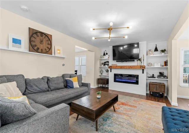 Photo 3 of Sale Pending at 332 Wabash Ave, Kenmore, NY 14217 | MLS# B1697999 | Listing updated on 2026-08-28