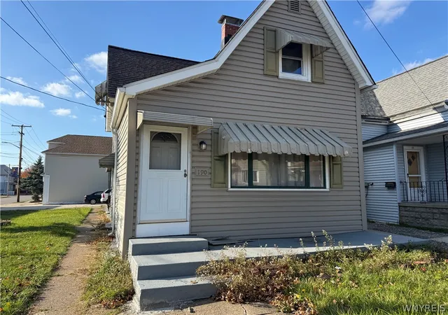 Photo 3 of Single family home for sale at 190 Halstead Ave, Buffalo, NY 14212 | MLS# B1693351 | Listing updated on 2026-08-31