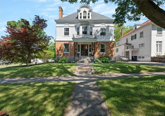 Photo 1 of Sale Pending at 307 Summit Ave, Syracuse, NY 13207 | MLS# S1698136 | Listing updated on 2026-08-26