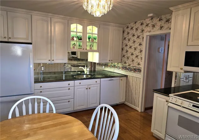 Photo 2 of Multi family home for sale at 36 Dellwood Rd, Buffalo, NY 14226 | MLS# B1698038 | Listing updated on 2026-09-08