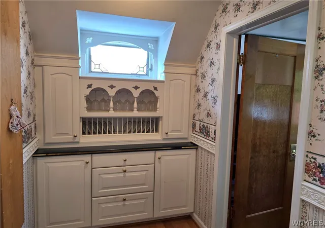 Photo 4 of Multi family home for sale at 36 Dellwood Rd, Buffalo, NY 14226 | MLS# B1698038 | Listing updated on 2026-09-08