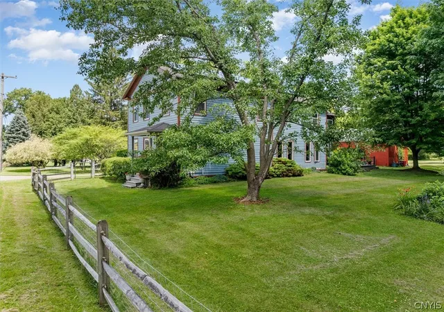 Photo 3 of Sale Pending at 7476 Dugway Rd, Clinton, NY 13323 | MLS# S1698166 | Listing updated on 2026-08-29