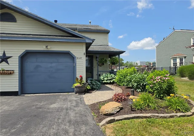 Photo 3 of Sale Pending at 6147 Diffin Rd, Cicero, NY 13039 | MLS# S1697388 | Listing updated on 2026-08-19