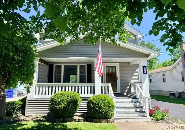 Photo 1 of Sale Pending at 40 Norwood Dr, Buffalo, NY 14224 | MLS# B1698281 | Listing updated on 2026-08-28