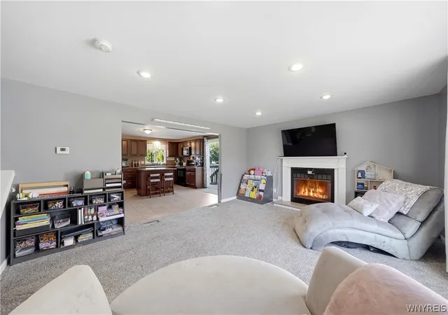 Photo 4 of Multi family home for sale at 2487 Sylvan Pl, Niagara Falls, NY 14304 | MLS# B1697982 | Listing updated on 2026-09-10