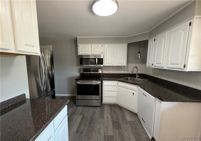 Photo 4 of Sale Pending at 1699 Orchard Park Rd, Buffalo, NY 14224 | MLS# B1698571 | Listing updated on 2026-08-06
