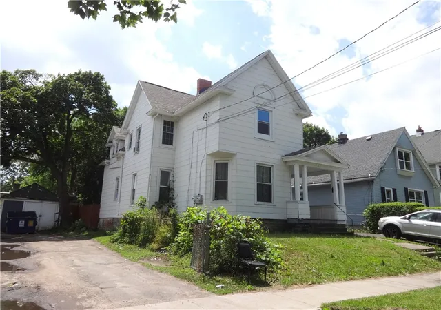 Photo 2 of Sale Pending at 409 Central Park, Rochester, NY 14605 | MLS# R1698639 | Listing updated on 2026-08-06