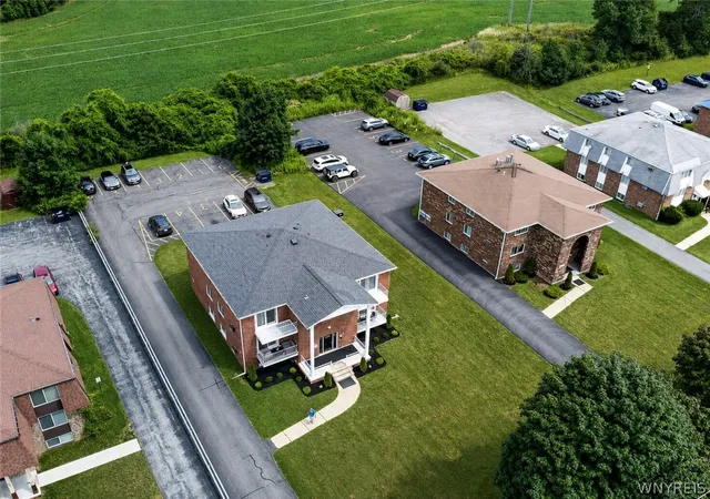 Photo 4 of Multi family home for sale at 6293 Robinson Rd, Lockport Town, NY 14094 | MLS# B1698704 | Listing updated on 2026-08-07