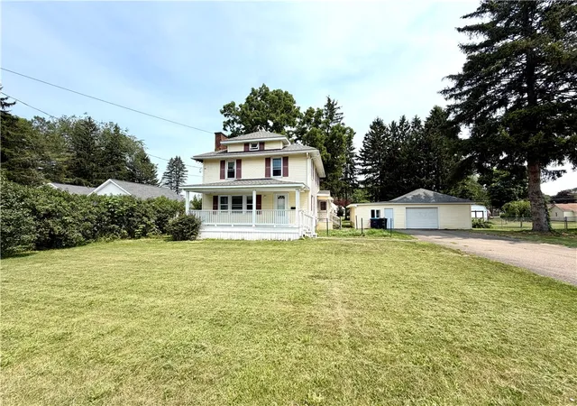 Photo 2 of Single family home for sale at 230 Lenox Ave, Elmira, NY 14903 | MLS# R1695080 | Listing updated on 2026-09-14