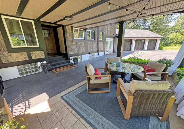 Photo 3 of Sale Pending at 198 Penfield Rd, Rochester, NY 14610 | MLS# R1698741 | Listing updated on 2026-08-20