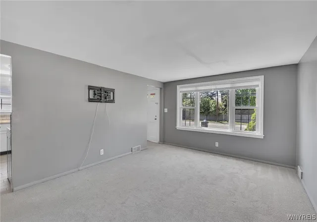 Listing Photo 5 - Condo for sale in building located at 1203 Eggert Rd, Buffalo, NY 14226