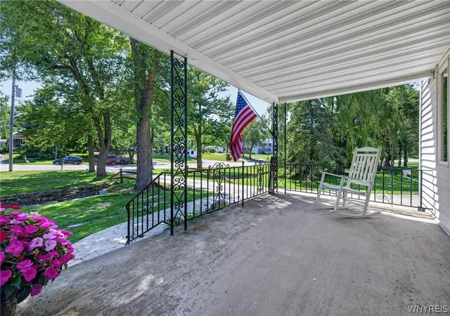 Photo 3 of Sale Pending at 1890 Center Rd, Buffalo, NY 14224 | MLS# B1698194 | Listing updated on 2026-08-23