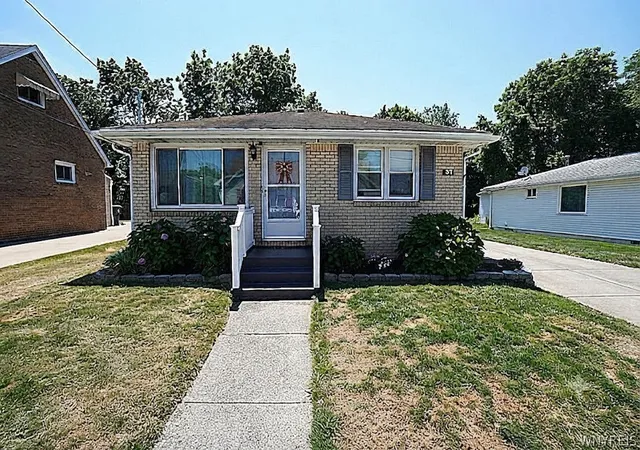 Photo 2 of Sale Pending at 37 Burke Dr, Lackawanna, NY 14218 | MLS# B1698692 | Listing updated on 2026-08-25
