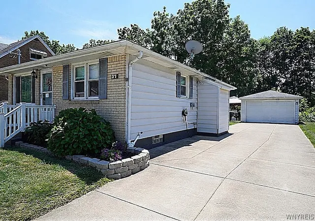 Photo 3 of Sale Pending at 37 Burke Dr, Lackawanna, NY 14218 | MLS# B1698692 | Listing updated on 2026-08-25