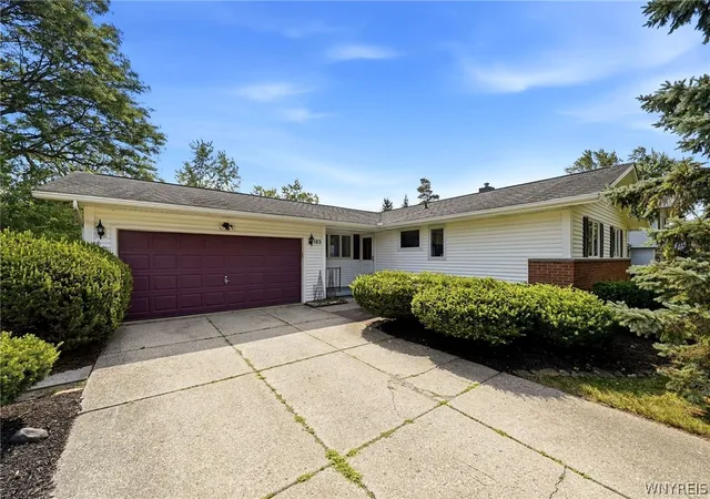 Photo 1 of Sale Pending at 103 Colony Ct, Buffalo, NY 14226 | MLS# B1698916 | Listing updated on 2026-08-27