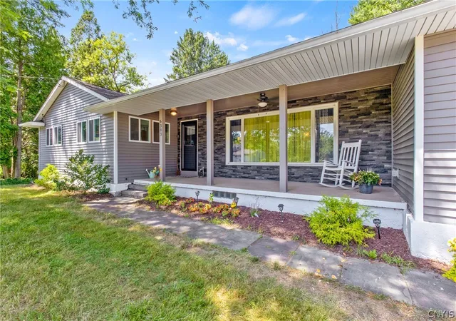 Photo 2 of Single family home for sale at 6383 Mud Ml Rd, Brewerton, NY 13029 | MLS# S1697441 | Listing updated on 2026-08-25