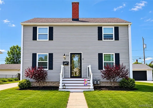 Photo 1 of Sale Pending at 312 W Girard Blvd, Buffalo, NY 14217 | MLS# B1699090 | Listing updated on 2026-08-21