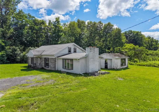 Photo 3 of Single family home for sale at 4197 Pompey Ctr Rd, Manlius, NY 13104 | MLS# S1699136 | Listing updated on 2026-09-08