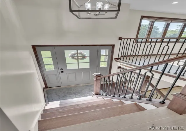 Photo 3 of Single family home for sale at 5300 Shimerville Rd, Clarence, NY 14031 | MLS# B1699054 | Listing updated on 2026-08-07