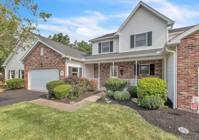 Photo 2 of Sale Pending at 6021 Quaker Holw Crescent #4, Orchard Park, NY 14127 | MLS# B1699127 | Listing updated on 2026-08-11
