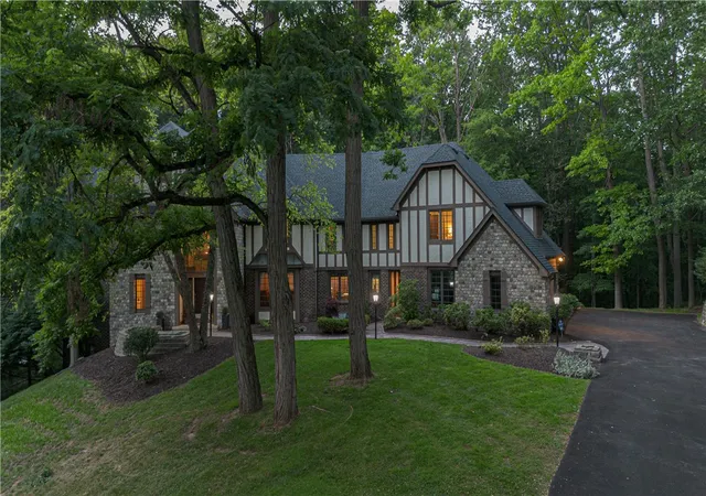 Photo 1 of Single family home for sale at 7876 Hidden Oak, Pittsford, NY 14534 | MLS# R1694936 | Listing updated on 2026-08-24
