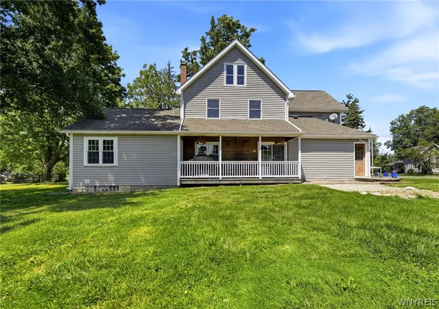 Photo 4 of Sale Pending at 5778 Tonawanda Crk Rd, Lockport, NY 14094 | MLS# B1698976 | Listing updated on 2026-08-06