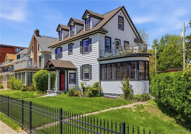 Photo 3 of Single family home for sale at 750 W Delavan Ave, Buffalo, NY 14222 | MLS# B1698887 | Listing updated on 2026-08-10