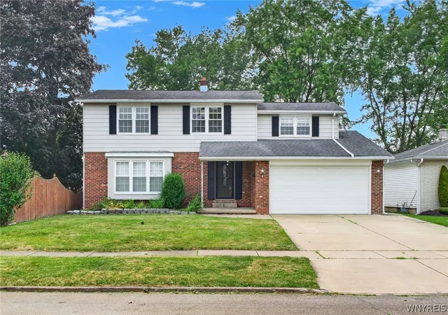 Photo 2 of Single family home for sale at 139 Denise Dr, Buffalo, NY 14227 | MLS# B1699206 | Listing updated on 2026-08-30