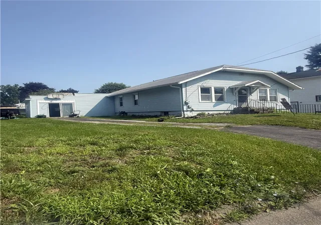 Photo 1 of Sale Pending at 252 W 13th Street, Elmira, NY 14903 | MLS# R1699323 | Listing updated on 2026-08-28