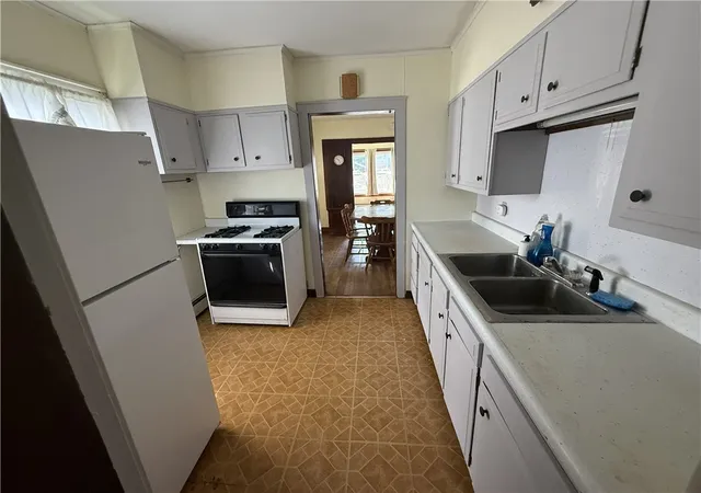 Photo 2 of Sale Pending at 252 W 13th Street, Elmira, NY 14903 | MLS# R1699323 | Listing updated on 2026-08-28