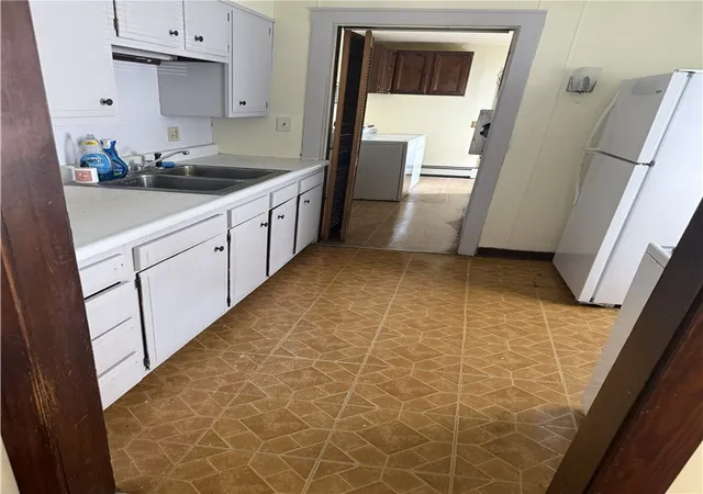 Photo 3 of Sale Pending at 252 W 13th Street, Elmira, NY 14903 | MLS# R1699323 | Listing updated on 2026-08-28