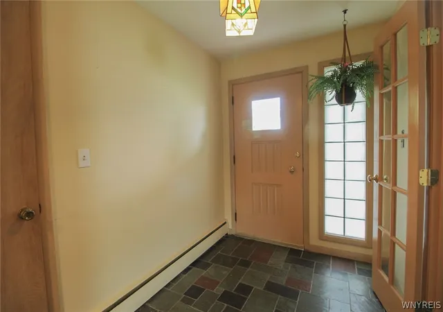 Photo 3 of Single family home for sale at 1340 West Ave, Medina, NY 14103 | MLS# B1698458 | Listing updated on 2026-09-10