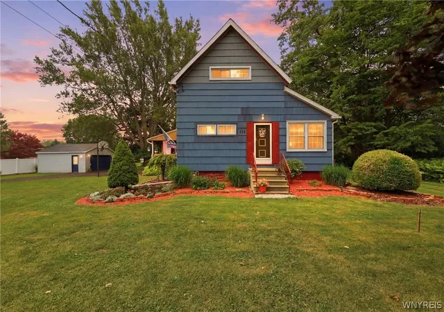 Photo 2 of Single family home for sale at 335 French Rd, West Seneca, NY 14224 | MLS# B1699355 | Listing updated on 2026-09-13