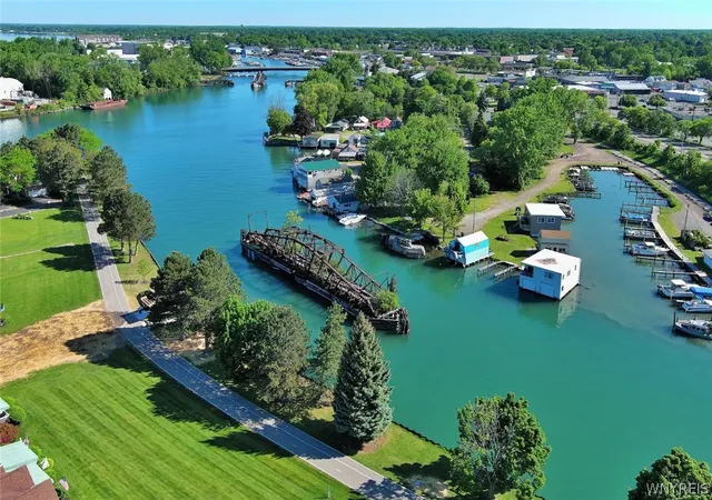 Photo 3 of Condo for sale at 20 Niagara Shore Dr, Tonawanda, NY 14150 | MLS# B1699385 | Listing updated on 2026-09-20
