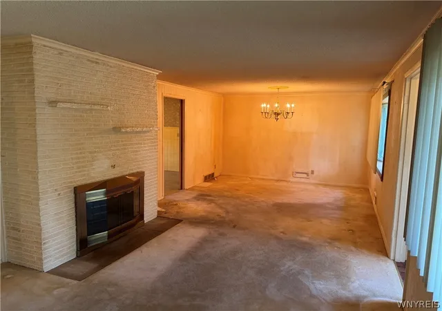 Photo 3 of Sale Pending at 71 Carmen Rd, Buffalo, NY 14226 | MLS# B1698574 | Listing updated on 2026-08-06