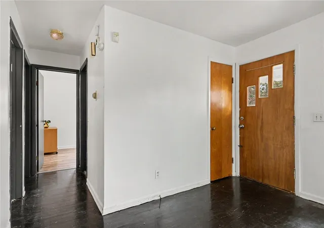 Photo 3 of Sale Pending at 1709 South Ave, Rochester, NY 14620 | MLS# R1699018 | Listing updated on 2026-08-24