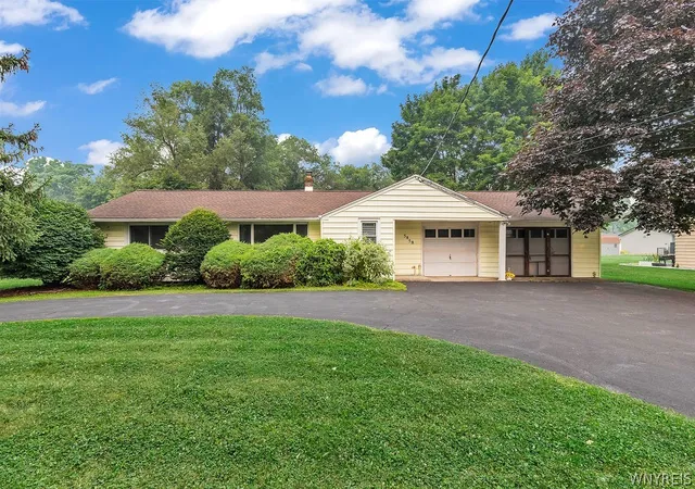Photo 1 of Sale Pending at 5858 N Kline Rd, Lewiston, NY 14092 | MLS# B1699380 | Listing updated on 2026-08-07