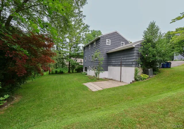 Photo 3 of Single family home for sale at 115 Northwood Way, Camillus, NY 13031 | MLS# S1698781 | Listing updated on 2026-09-03