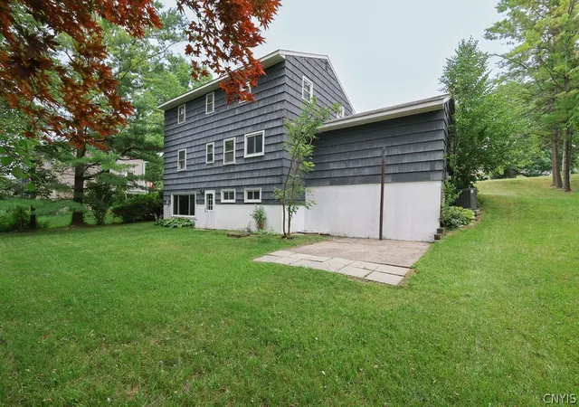 Photo 3 of Single family home for sale at 115 Northwood Way, Camillus, NY 13031 | MLS# S1698781 | Listing updated on 2026-09-03