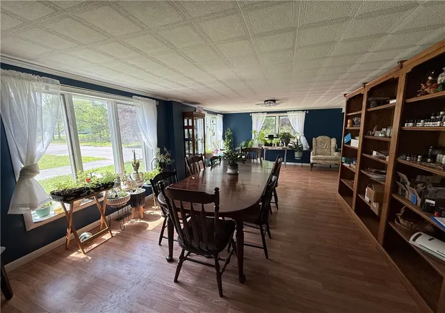 Photo 3 of Single family home for sale at 323 Maple St, Oswego, NY 13126 | MLS# R1699586 | Listing updated on 2026-09-15