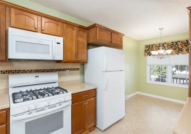 Photo 3 of Sale Pending at 3 Allie Ln, Hamburg, NY 14075 | MLS# R1699597 | Listing updated on 2026-08-24
